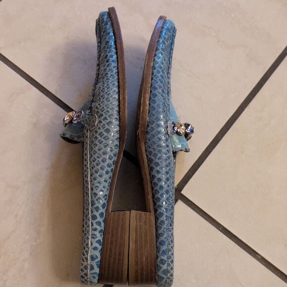 Stuart Weitzman Jeweled Blue Snakeskin Mules Open Back Slides Loafer Size 10 - Picture 6 of 10
